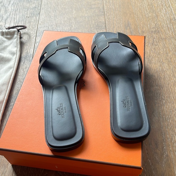 Hermès Oran Sandal Noir Piqures Ecrues (Black) Size 39 1/2  100% Authentic! - Picture 6 of 11